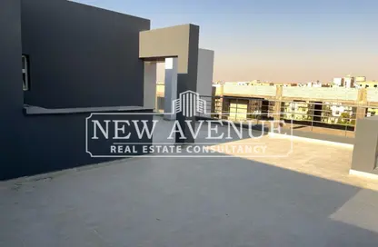 (بنتهاوس  (روف - 3 غرف نوم - 3 حمامات للايجار في باتيو كازا - الباتيو - كمبوندات الشروق - مدينة الشروق - القاهرة