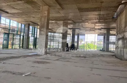 Full Floor - Studio - 1 Bathroom for sale in Eastmain New Cairo - 5th Settlement Compounds - The 5th Settlement - New Cairo City - Cairo