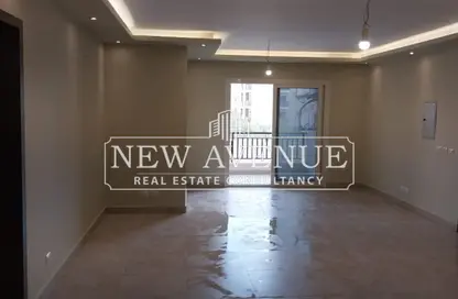Apartment - 2 Bedrooms - 1 Bathroom for sale in Taj City - 5th Settlement Compounds - The 5th Settlement - New Cairo City - Cairo