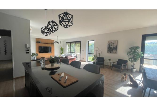 8174453 - صورة العقار 2