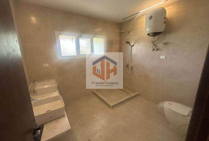8153621 - Property Image 2