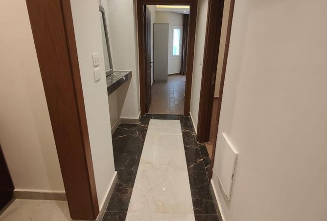 8224031 - Property Image 2