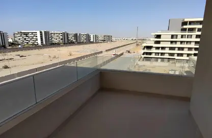 شقة - 3 غرف نوم - 3 حمامات للبيع في كمبوند البروج - كمبوندات الشروق - مدينة الشروق - القاهرة