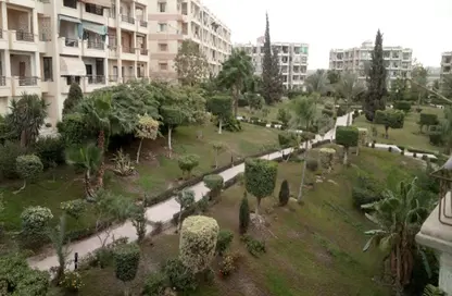 Apartment - 2 Bedrooms - 2 Bathrooms for rent in Zayed 2000 - 4th District - Sheikh Zayed City - Giza
