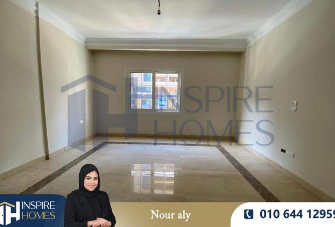 8015851 - Property Image 3