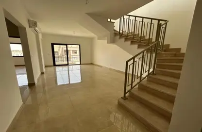 Penthouse - 2 Bedrooms - 3 Bathrooms for rent in Moon Residences - Fifth Square - The 5th Settlement - New Cairo City - Cairo