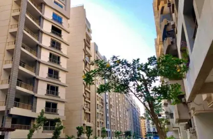 Apartment - 3 Bedrooms - 3 Bathrooms for sale in Bavaria Town - Zahraa El Maadi - Hay El Maadi - Cairo