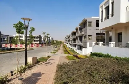 Apartment - 2 Bedrooms - 2 Bathrooms for sale in Taj City - 5th Settlement Compounds - The 5th Settlement - New Cairo City - Cairo