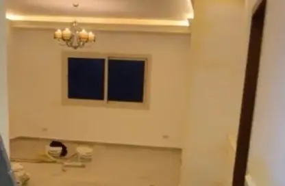 شقة - 2 غرف نوم - 2 حمامات للبيع في شارع 17 - الحي الخامس - التجمع الخامس - مدينة القاهرة الجديدة - القاهرة