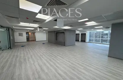 Office Space - Studio - 4 Bathrooms for rent in One Ninety Mall - South Teseen St. - The 5th Settlement - New Cairo City - Cairo