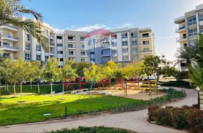 Apartment - 2 Bedrooms - 2 Bathrooms for sale in Mountain View iCity - 5th Settlement Compounds - The 5th Settlement - New Cairo City - Cairo