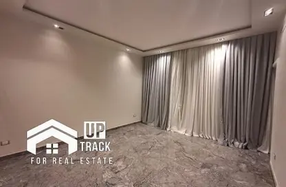Apartment - 3 Bedrooms - 3 Bathrooms for sale in Al Agouza - Giza