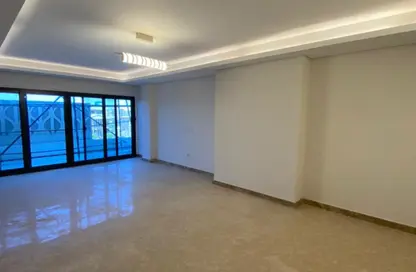 Apartment - 3 Bedrooms - 3 Bathrooms for sale in Park Side Residence - Zed Towers - Sheikh Zayed Compounds - Sheikh Zayed City - Giza