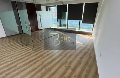 مساحات مكتبية - استوديو - 2 حمامات للايجار في شارع التسعين الشمالي - التجمع الخامس - مدينة القاهرة الجديدة - القاهرة