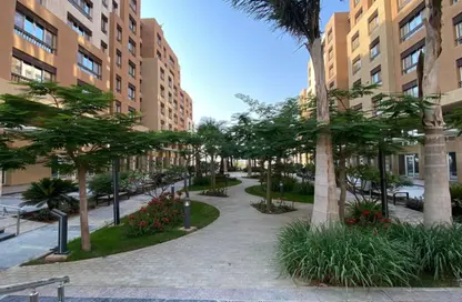 Apartment - 2 Bedrooms - 3 Bathrooms for sale in Al Maqsad - New Capital Compounds - New Capital City - Cairo
