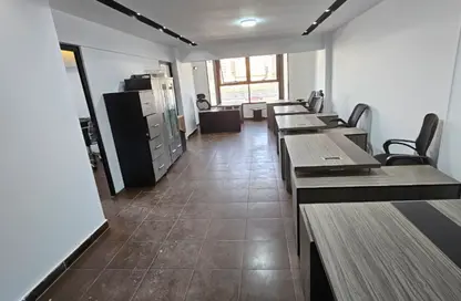 مساحات مكتبية - استوديو - 4 حمامات للايجار في بيزنس بلازا - الطريق الدائري - زهراء المعادي - حي المعادي - القاهرة