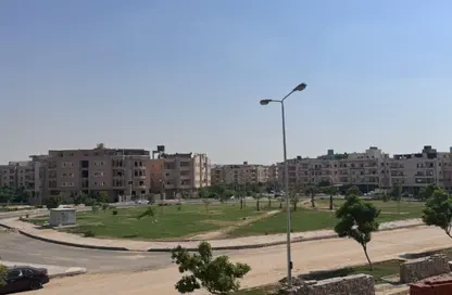 Apartment - 3 Bedrooms - 2 Bathrooms for sale in 2nd Neighborhood - 5th Area - Shorouk City - Cairo