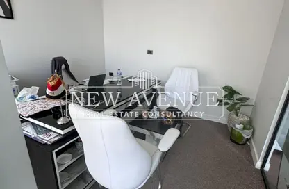 Office Space - Studio - 1 Bathroom for rent in District 5 - 5th Settlement Compounds - The 5th Settlement - New Cairo City - Cairo