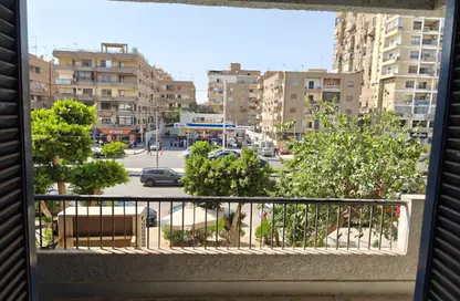 Apartment - 4 Bedrooms - 1 Bathroom for rent in Al Hegaz St. - El Mahkama Square - Heliopolis - Masr El Gedida - Cairo