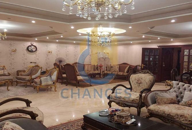 Apartment - 4 Bedrooms - 3 Bathrooms for sale in 2nd Sector - Zahraa El Maadi - Hay El Maadi - Cairo