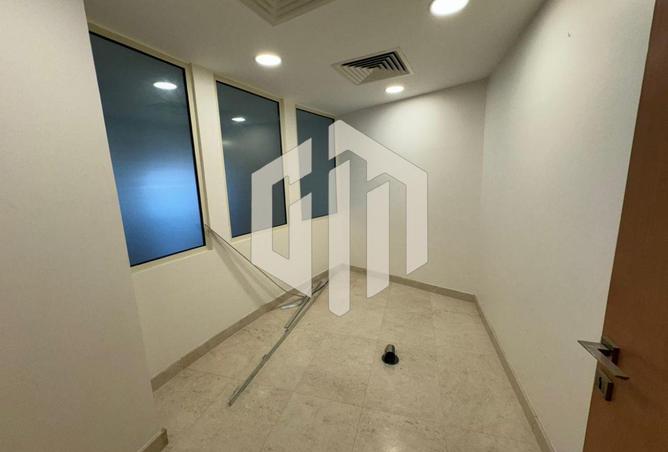 8242750 - Property Image 3