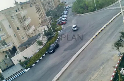 Apartment - 4 Bedrooms - 3 Bathrooms for sale in 8th District - Sheikh Zayed City - Giza