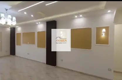 Apartment - 3 Bedrooms - 2 Bathrooms for sale in Sheikh Zayed City - Giza