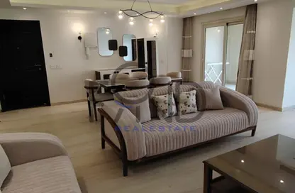 Apartment - 3 Bedrooms - 2 Bathrooms for rent in Stone Residence - 5th Settlement Compounds - The 5th Settlement - New Cairo City - Cairo