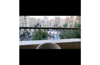 شقة - 4 غرف نوم - 2 حمامات للبيع في شارع الفريق محمد ابراهيم - المنطقة السادسة - مدينة نصر - القاهرة