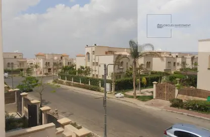 Villa - 5 Bedrooms - 6 Bathrooms for sale in Greens - 6th District - Sheikh Zayed City - Giza