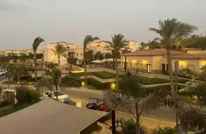 منزل مزدوج - 6 غرف نوم - 6 حمامات للبيع في ليفانا - اب تاون كايرو - المقطم - القاهرة