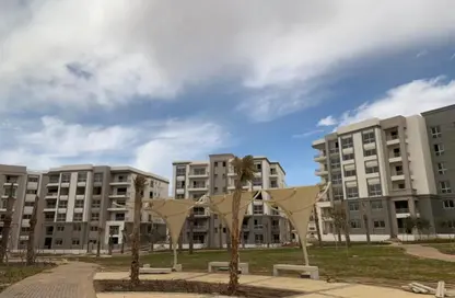 Apartment - 2 Bedrooms - 2 Bathrooms for sale in Hyde Park - 5th Settlement Compounds - The 5th Settlement - New Cairo City - Cairo