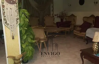 شقة - 4 غرف نوم - 2 حمامات للبيع في شارع محمد المقريف - المنطقة السادسة - مدينة نصر - القاهرة