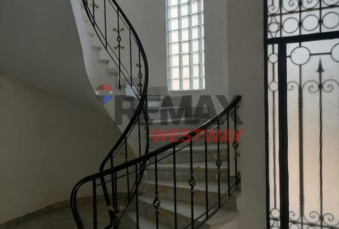 8419713 - Property Image 3