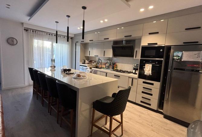 8389315 - Property Image 3