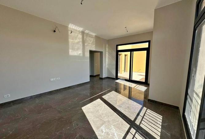 8382811 - Property Main Image