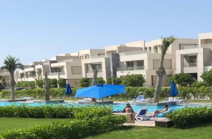 Chalet - 2 Bedrooms - 2 Bathrooms for sale in La Vista Bay - La Vista - Qesm Ad Dabaah - North Coast