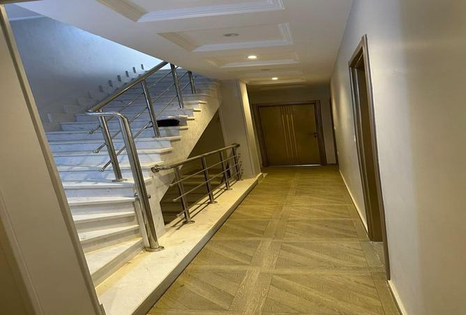 8195437 - Property Image 2