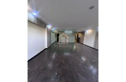Apartment - 3 Bedrooms - 3 Bathrooms for sale in El Rehab Extension - Al Rehab - New Cairo City - Cairo