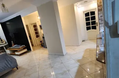 شقة - 3 غرف نوم - 1 حمام للبيع في البوابة الثانية - احمس - حدائق الاهرام - الجيزة