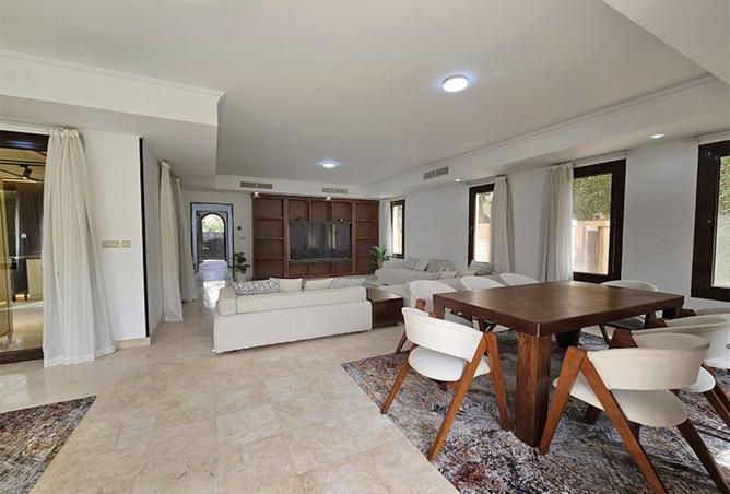 8382832 - Property Image 3