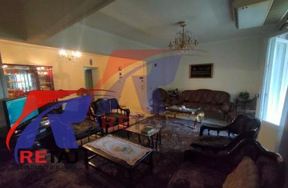 Apartment - 2 Bedrooms - 1 Bathroom for rent in Metwally Nour St. - 1st Zone - Nasr City - Cairo