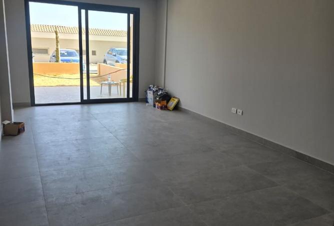 8241255 - Property Image 3