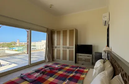 Chalet - 2 Bedrooms - 2 Bathrooms for sale in Hacienda Bay - Sidi Abdel Rahman - North Coast