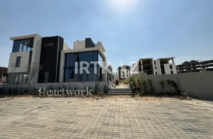 Whole Building - Studio - 3 Bathrooms for sale in Heartwork - The 5th Settlement - New Cairo City - Cairo