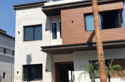 Townhouse - 4 Bedrooms - 4 Bathrooms for sale in Azzar 2 - 5th Settlement Compounds - The 5th Settlement - New Cairo City - Cairo