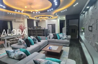 Apartment - 3 Bedrooms - 2 Bathrooms for sale in Al Bostan St. - 9th District - Sheikh Zayed City - Giza