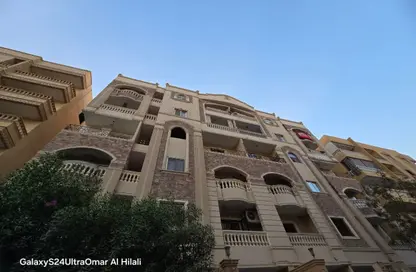 شقة - 3 غرف نوم - 2 حمامات للبيع في البوابة الثانية - احمس - حدائق الاهرام - الجيزة