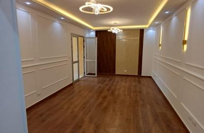 Apartment - 2 Bedrooms - 1 Bathroom for sale in Madinaty - Cairo