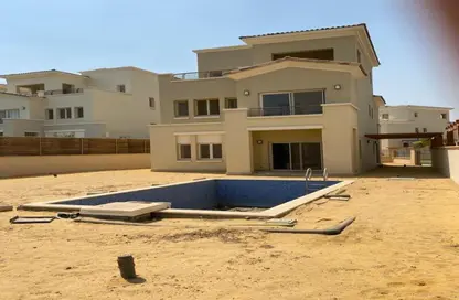 Villa - 5 Bedrooms - 5 Bathrooms for sale in Celesta Hills - Uptown Cairo - Mokattam - Cairo